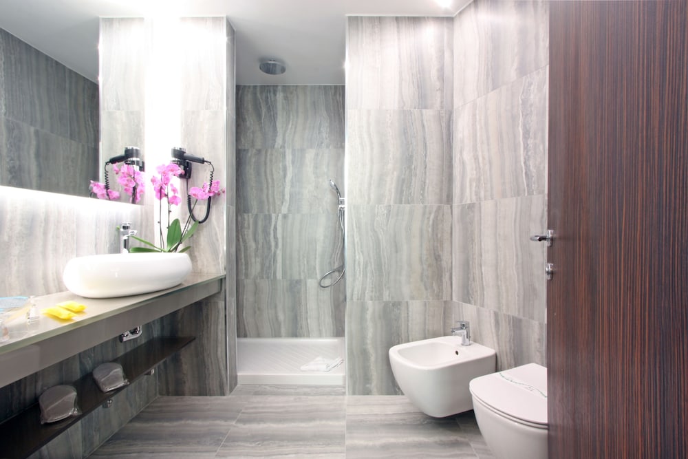 The Hive Hotel — Hotel rooms in Rome, Lazio