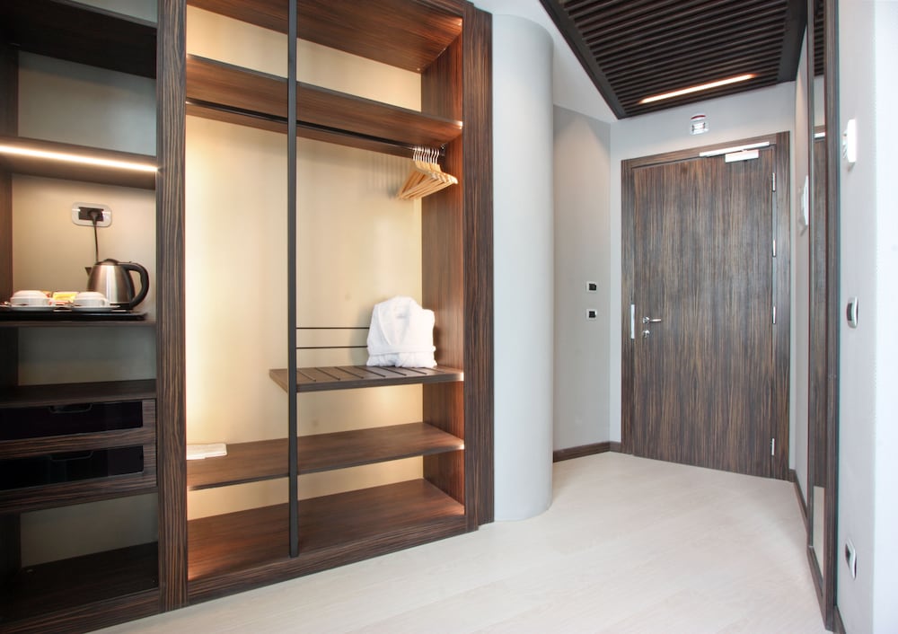 The Hive Hotel — Hotel rooms in Rome, Lazio