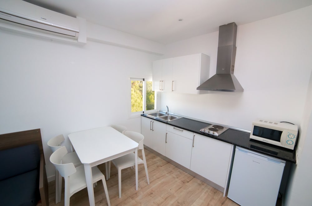 Pierre & Vacances Mallorca Deya - Recomendado para adultos — Hotel rooms in Santa Ponca, Balearic Islands