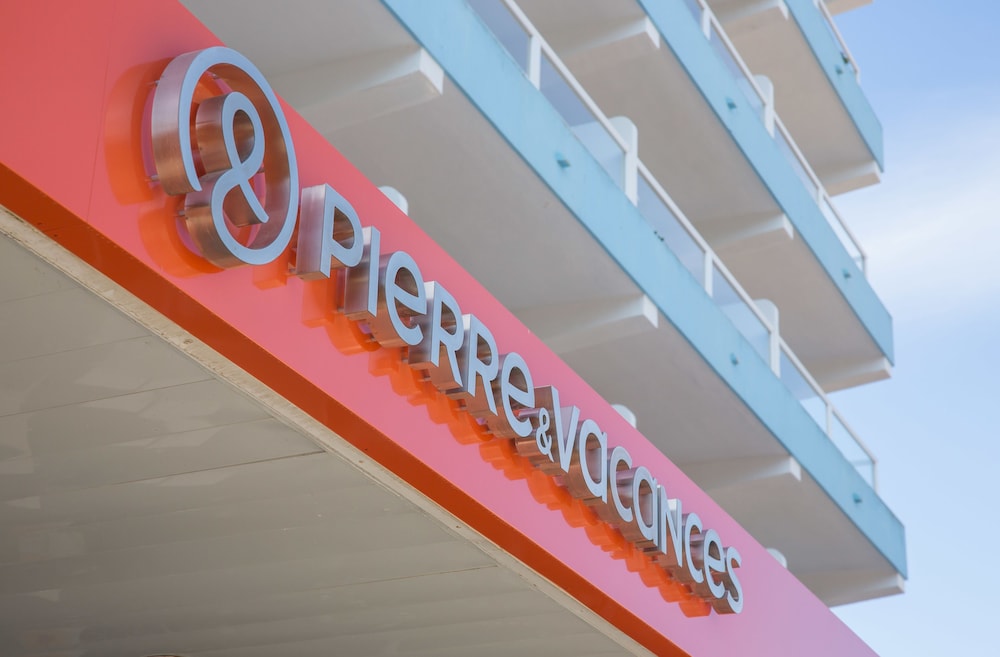 Pierre & Vacances Mallorca Deya - Recomendado para adultos — Hotel building in Santa Ponca, Balearic Islands