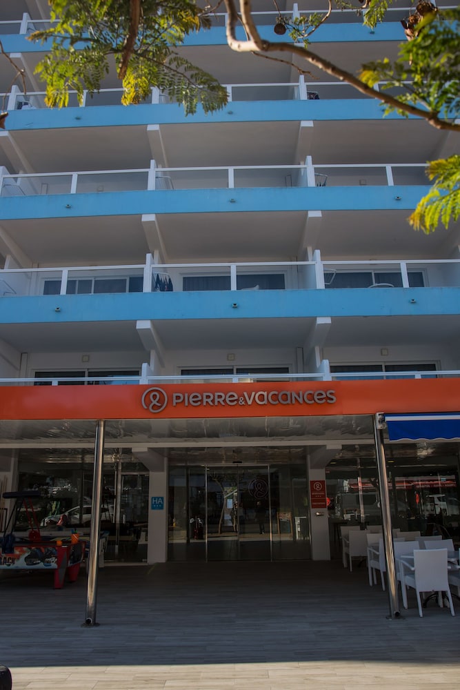 Pierre & Vacances Mallorca Deya - Recomendado para adultos — Hotel building in Santa Ponca, Balearic Islands