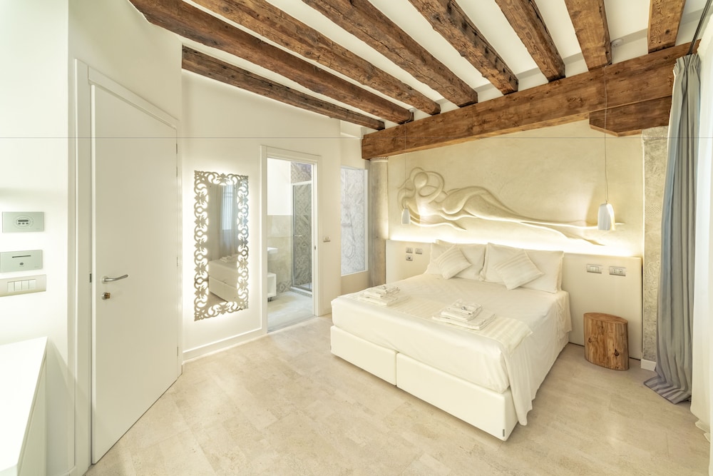Ca' de la Fonte | WENICE Deep Culture — Hotel rooms in Venice, Veneto