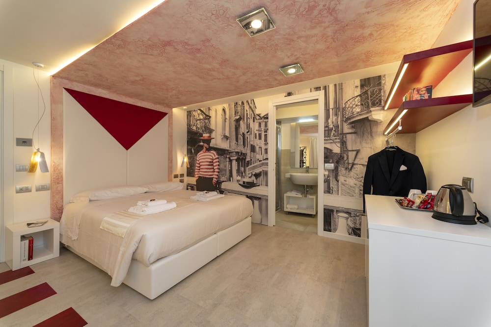 Ca' de la Fonte | WENICE Deep Culture — Hotel rooms in Venice, Veneto