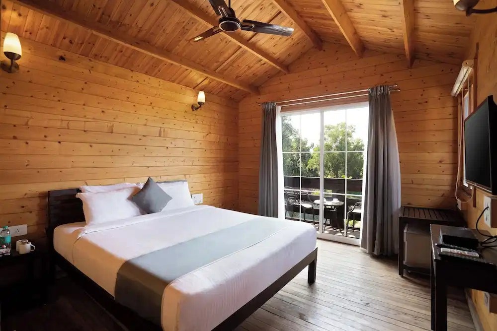 White woods Resort & Spa — Hotel rooms in Morjim, Goa