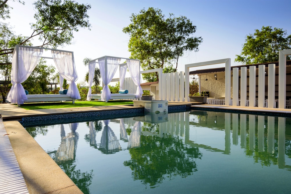 White woods Resort & Spa — Main photo in Morjim, Goa