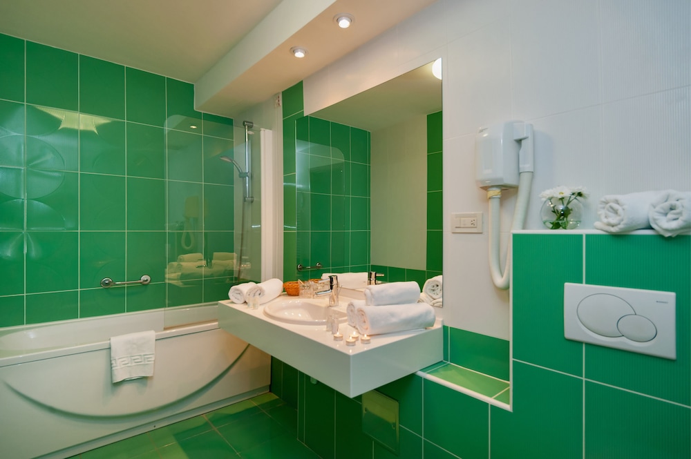 Hotel Rotondo — Hotel rooms in Seget Donji, Split-Dalmatia