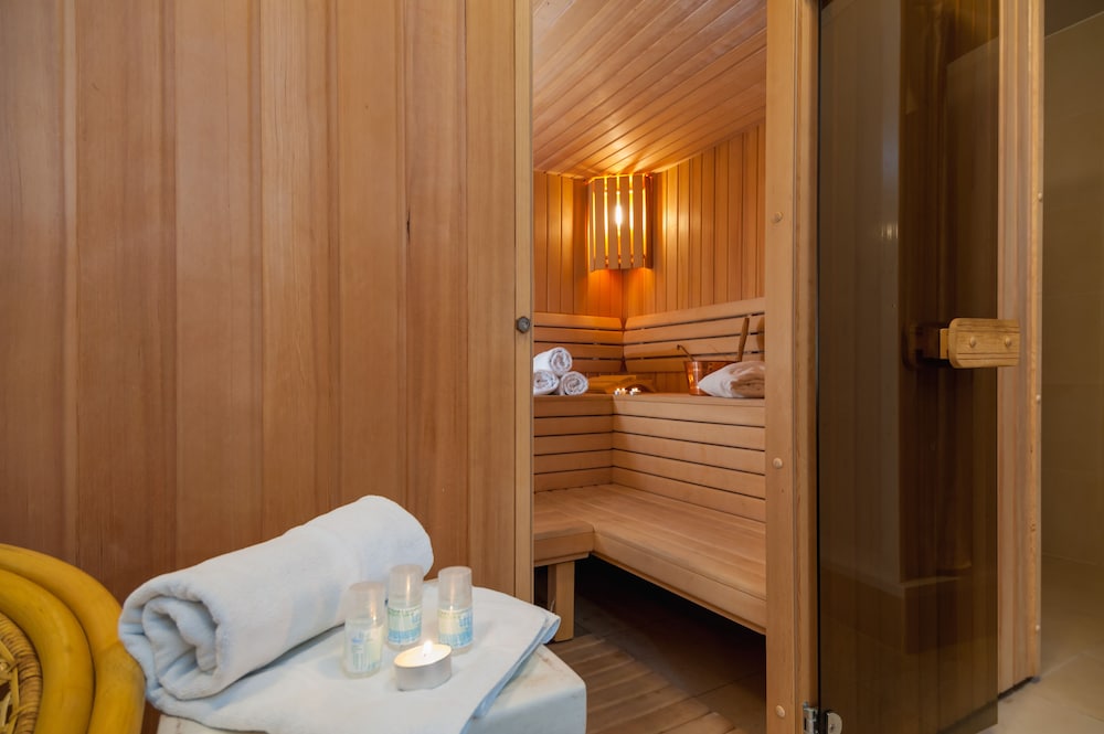 Hotel Rotondo — Hotel rooms in Seget Donji, Split-Dalmatia