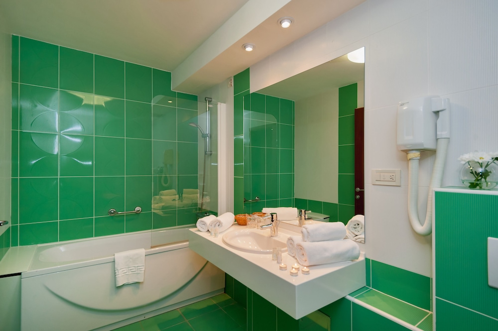 Hotel Rotondo — Hotel rooms in Seget Donji, Split-Dalmatia