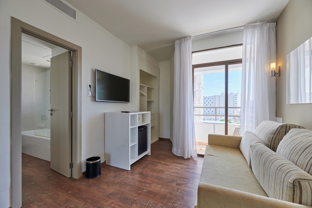 Alua Calas de Mallorca Resort - Hyatt Inclusive Collection — Hotel rooms in Calas de Mallorca, Balearic Islands