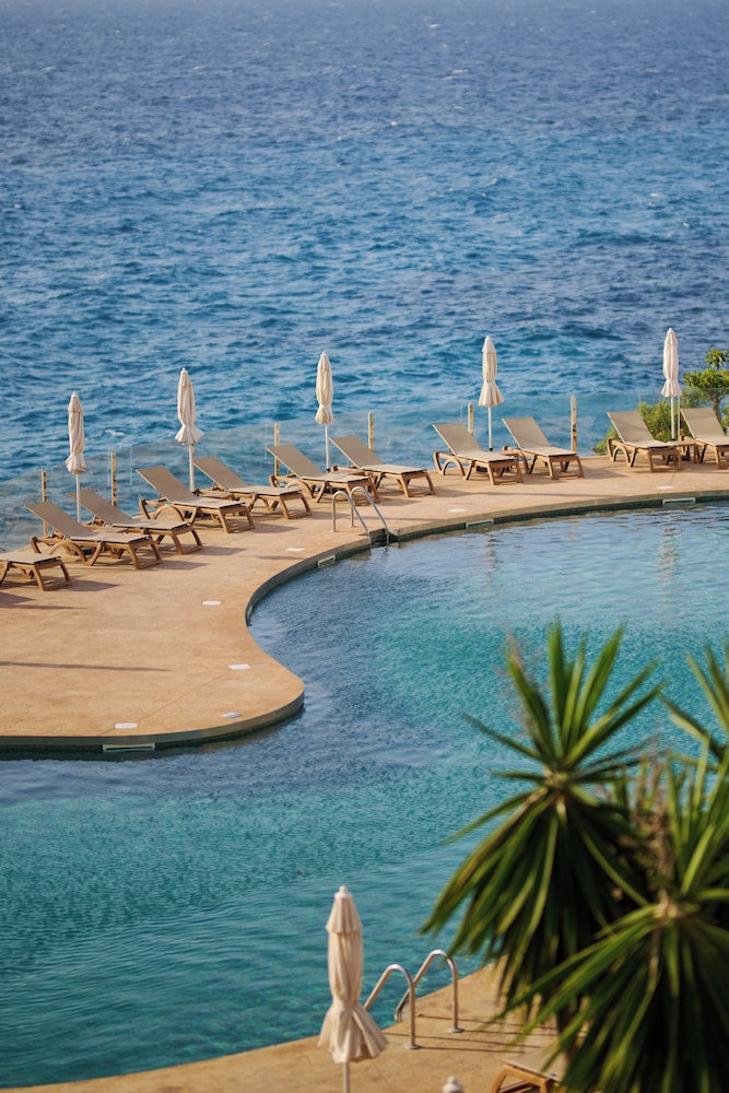Alua Calas de Mallorca Resort - Hyatt Inclusive Collection — Swimming pool in Calas de Mallorca, Balearic Islands