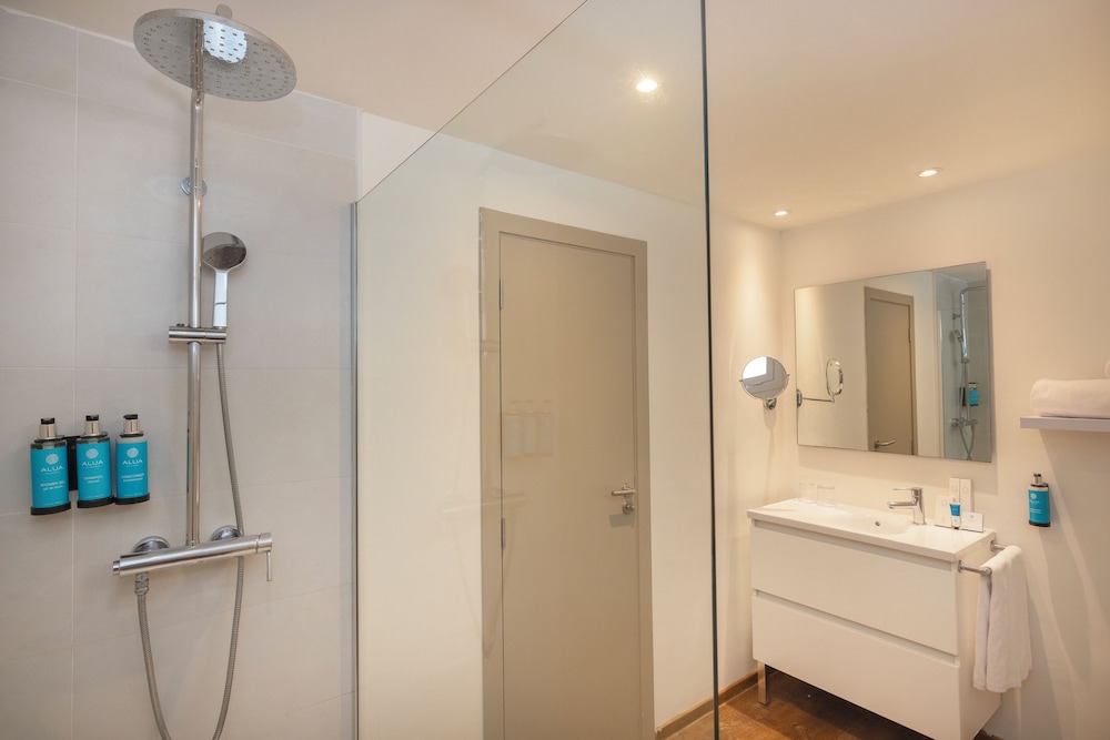 Alua Calas de Mallorca Resort - Hyatt Inclusive Collection — Hotel rooms in Calas de Mallorca, Balearic Islands