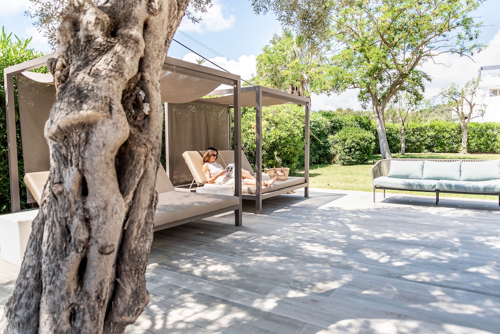 Hotel Eu Bahia Pollença — Sports & recreation in Puerto Pollensa, Balearic Islands