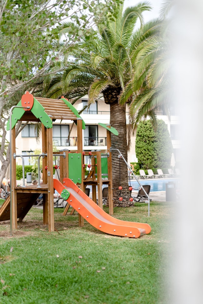Hotel Eu Bahia Pollença — Attractions for children in Puerto Pollensa, Balearic Islands