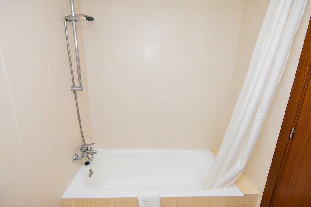 Hotel Bella Mar — Hotel rooms in Cala Ratjada, Balearic Islands