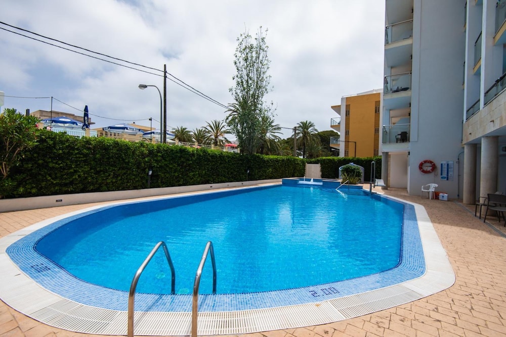 Hotel Bella Mar — Swimming pool in Cala Ratjada, Balearic Islands