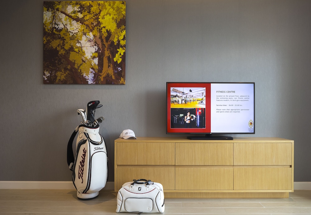 Eastin Thana City Golf Resort Bangkok — Sports & recreation in Bang Khlo, Bangkok