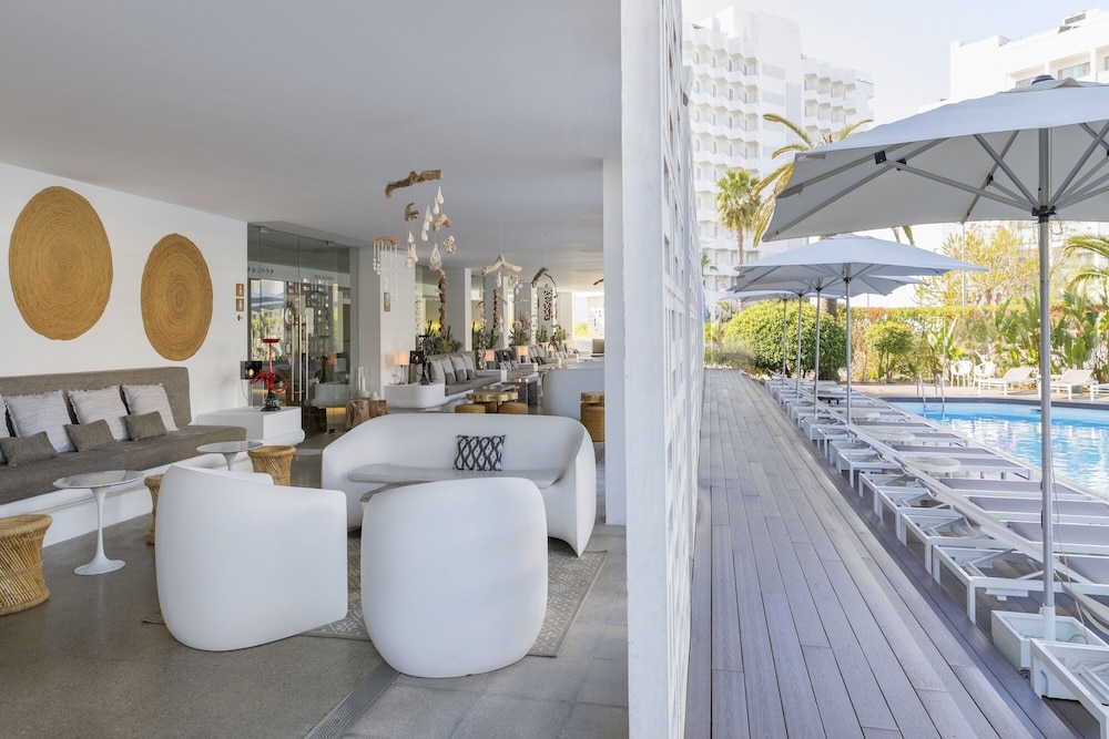 HM Balanguera Beach- Adults Only — Swimming pool in Playa de Palma, Balearic Islands