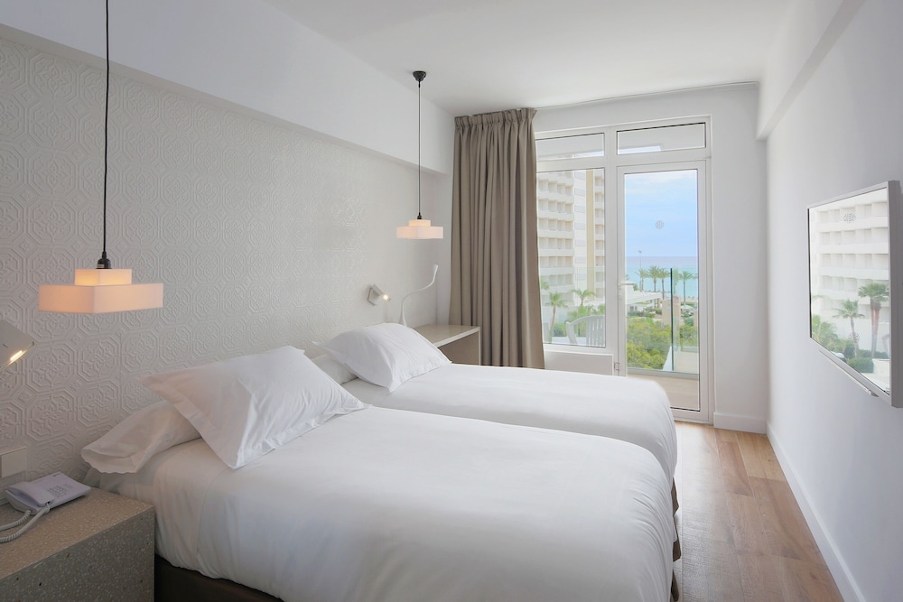 HM Balanguera Beach- Adults Only — Hotel rooms in Playa de Palma, Balearic Islands
