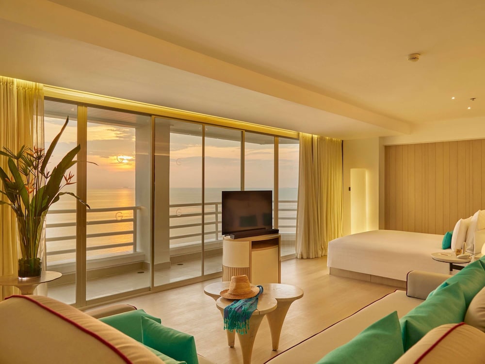 Pullman Pattaya Hotel G — Hotel rooms in Pattaya, Chonburi