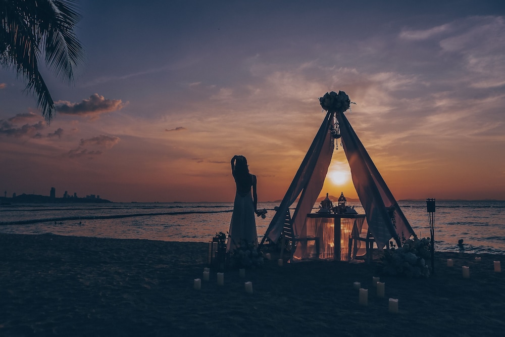 Pullman Pattaya Hotel G — Beach in Pattaya, Chonburi