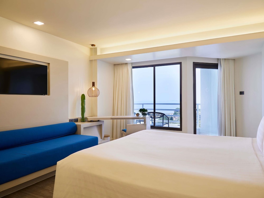 Pullman Pattaya Hotel G — Hotel rooms in Pattaya, Chonburi