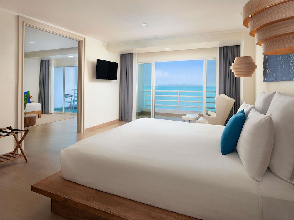 Pullman Pattaya Hotel G — Hotel rooms in Pattaya, Chonburi