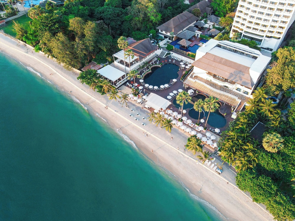 Pullman Pattaya Hotel G — Beach in Pattaya, Chonburi