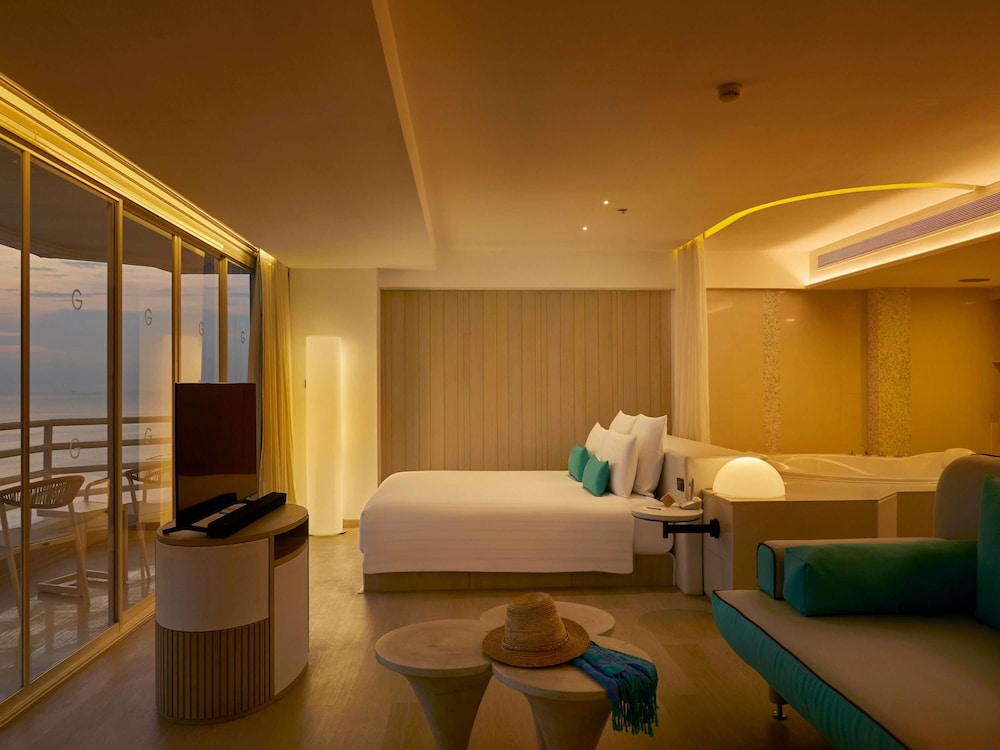 Pullman Pattaya Hotel G — Hotel rooms in Pattaya, Chonburi