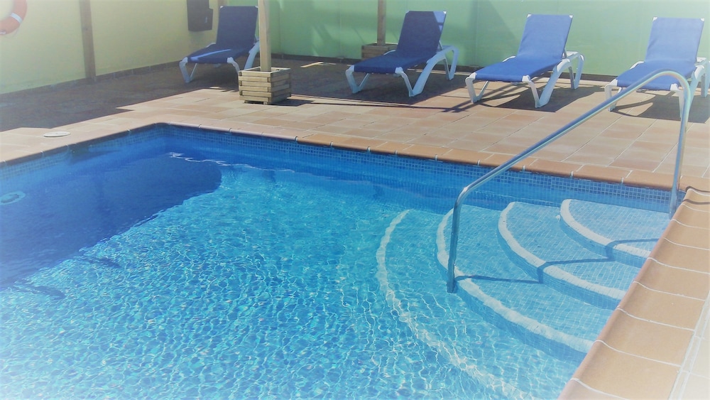 Aparthotel Aura Park Fira Barcelona — Swimming pool in Barcelona, Catalonia