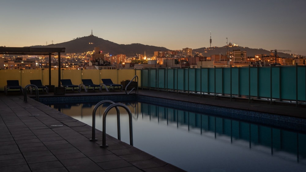 Aparthotel Aura Park Fira Barcelona — Swimming pool in Barcelona, Catalonia