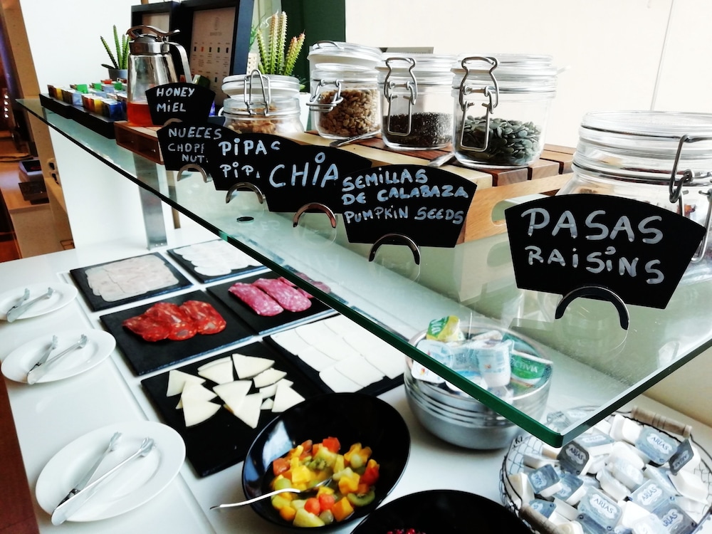 Aparthotel Aura Park Fira Barcelona — Restaurant & bars in Barcelona, Catalonia
