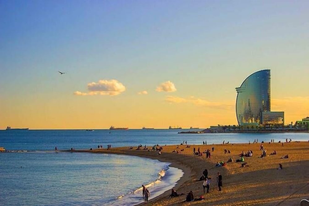 Aparthotel Aura Park Fira Barcelona — Beach in Barcelona, Catalonia