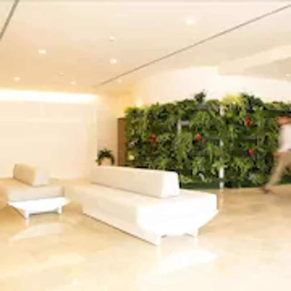 Hotel Sabina Playa Adults Only (+16) — Hotel building in Cala Millor, Balearic Islands