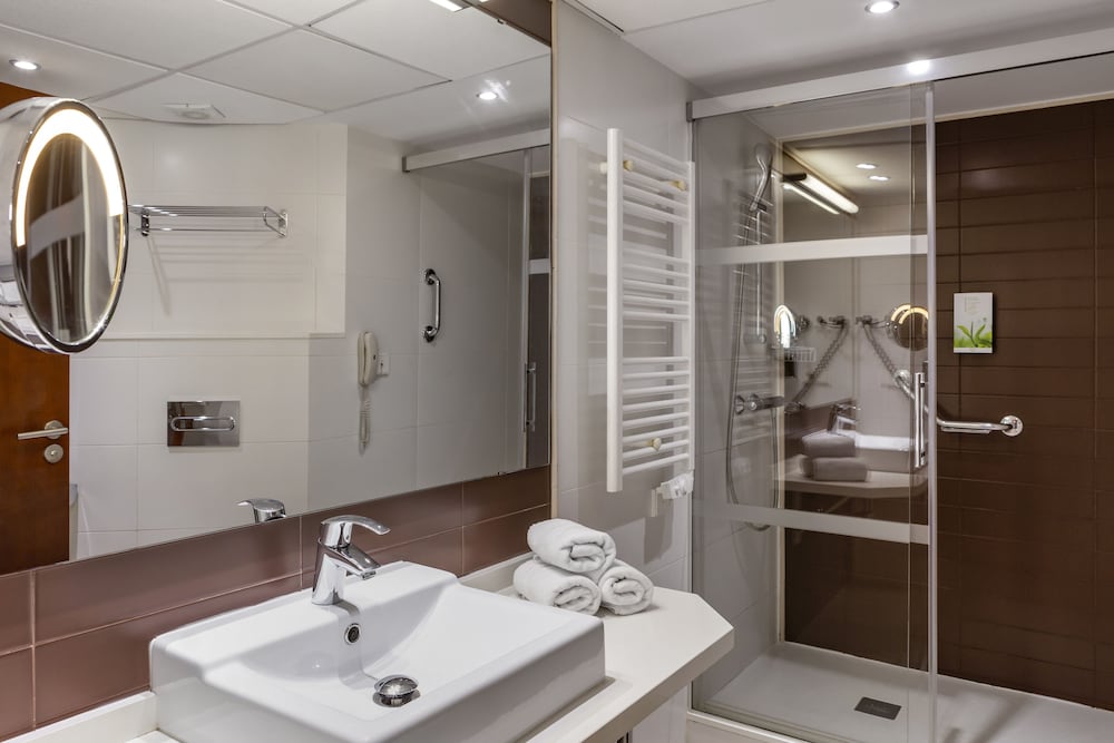 Sahara Sunset — Hotel rooms in Benalmadena, Andalusia