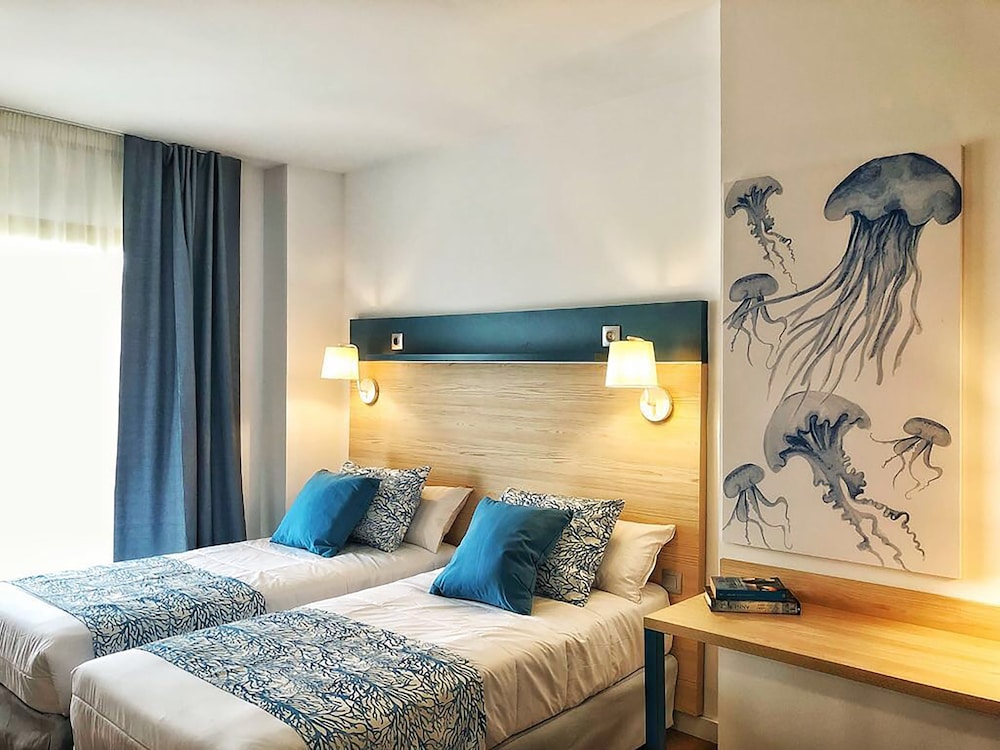 Hotel Salou Beach Rentalmar — Hotel rooms in Salou, Catalonia