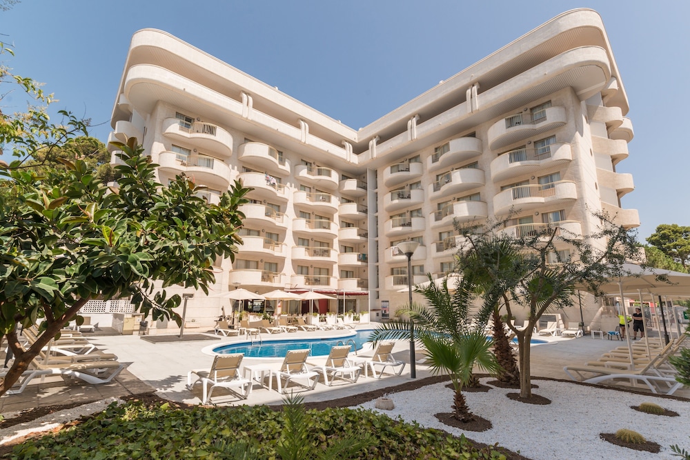 Hotel Salou Beach Rentalmar — Hotel building in Salou, Catalonia