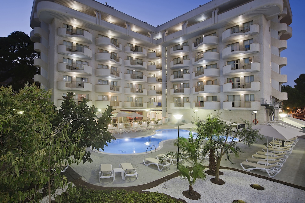 Hotel Salou Beach Rentalmar — Hotel building in Salou, Catalonia