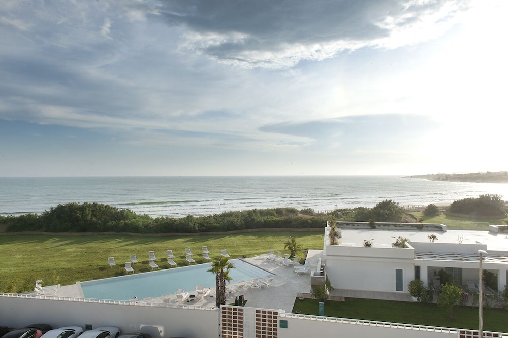 Modica Beach Resort - zdjęcie 3