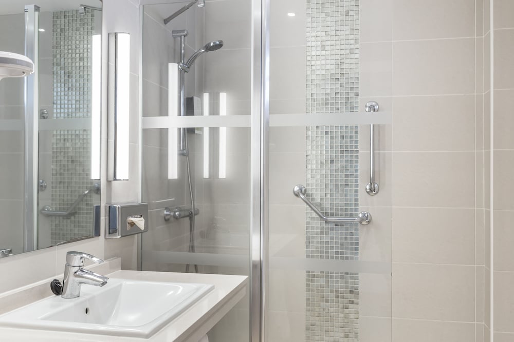 Santa Barbara Golf And Ocean Club — Hotel rooms in Golf Del Sur, Canary Islands
