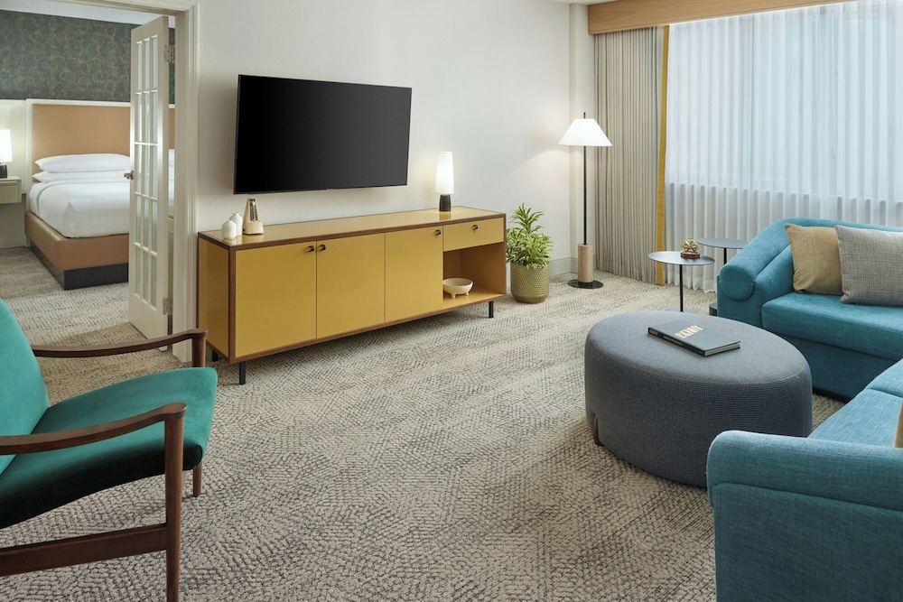 Sheraton Grand Nashville Downtown — Hotel rooms in Nashville, Tennessee