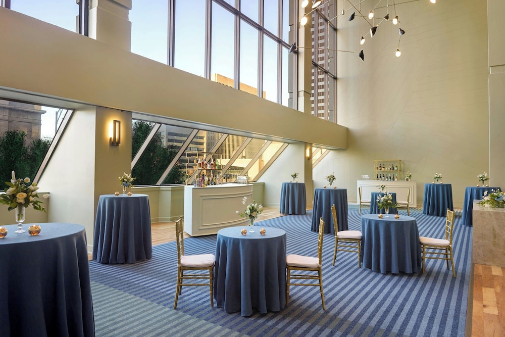 Sheraton Grand Nashville Downtown — Restaurant & bars in Nashville, Tennessee
