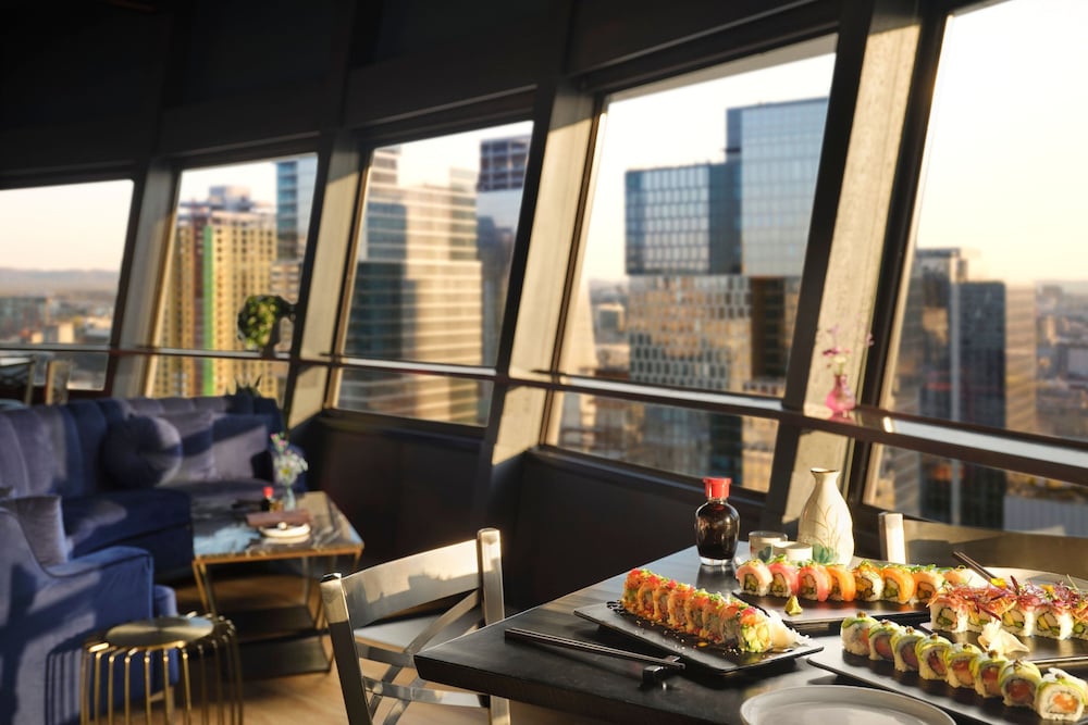 Sheraton Grand Nashville Downtown — Restaurant & bars in Nashville, Tennessee