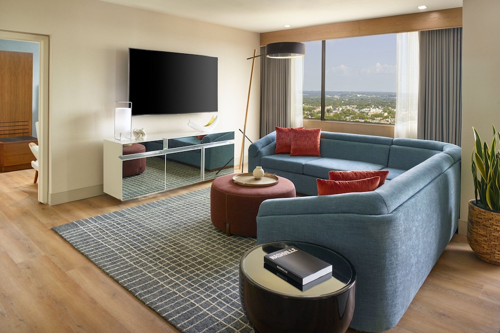 Sheraton Grand Nashville Downtown — Hotel rooms in Nashville, Tennessee
