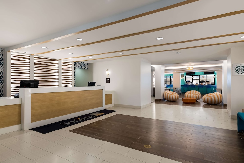 Sonesta ES Suites Orlando - International Drive — Hotel building in Orlando, Florida