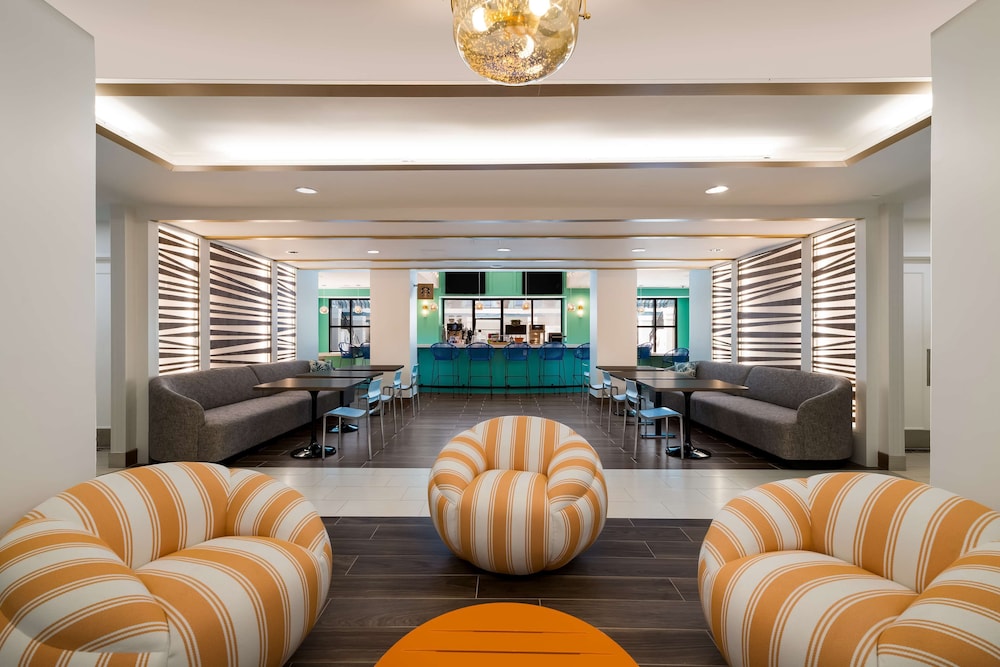 Sonesta ES Suites Orlando - International Drive — Restaurant & bars in Orlando, Florida