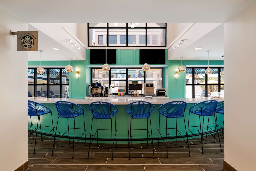 Sonesta ES Suites Orlando - International Drive — Restaurant & bars in Orlando, Florida