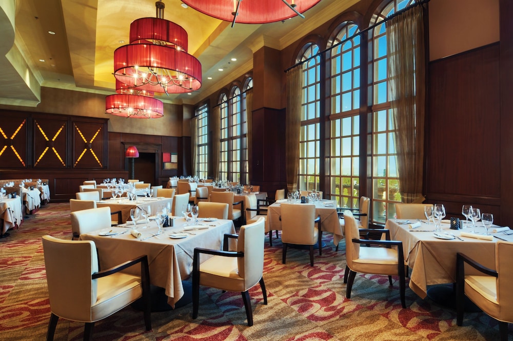 Suncoast Hotel and Casino — Restaurant & bars in Las Vegas, Nevada