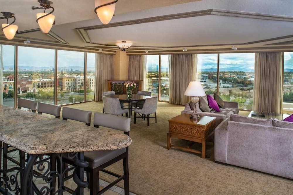 Suncoast Hotel and Casino — Hotel rooms in Las Vegas, Nevada
