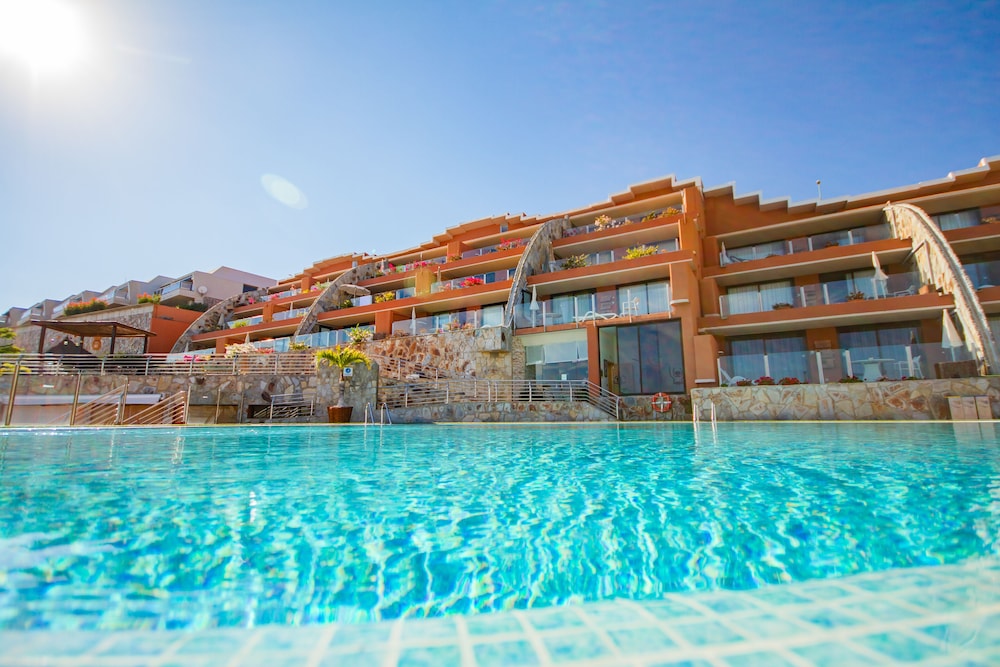 Serenity Amadores — Hotel building in Puerto Rico, Canary Islands
