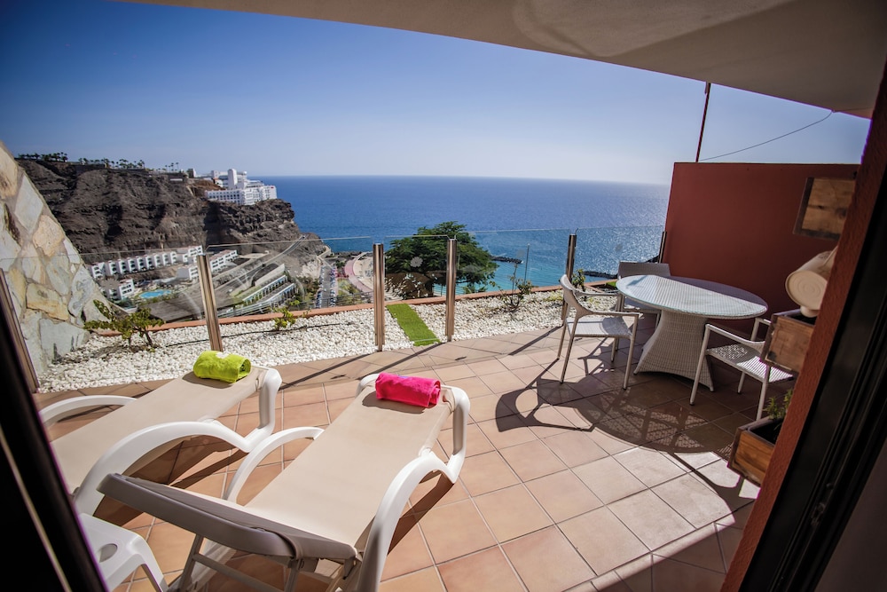 Serenity Amadores — Hotel rooms in Puerto Rico, Canary Islands